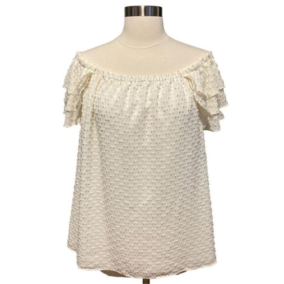 Banana Republic Tops - EUC Banana Republic Ivory Cream Eyelash Dot Ruffle Off the Shoulder Blouse sz M